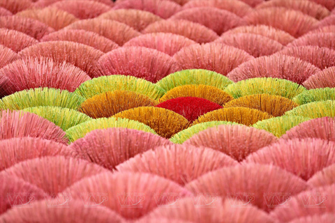 Hanoi: Incense Village & Hat or Shoe Factory, Perfume Pagoda Morning: Hanoi Hat Village and Incense Village - SMALL GROUP