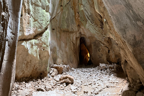 Da Nang: City Sightseeing Tour with Charming Da Nang Show