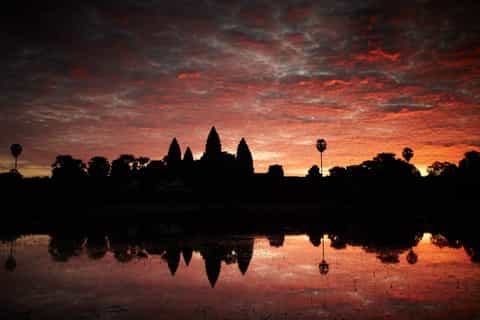 From Siem Reap: 2-Day Small Group Temples Sunrise Tour