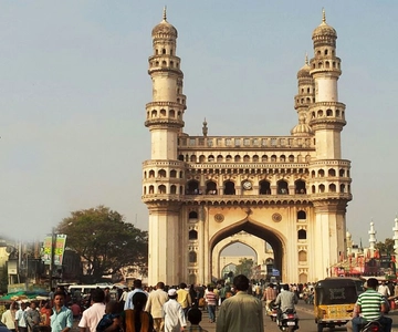 Hyderabad Private Tour with Charminar Mosque & Museum