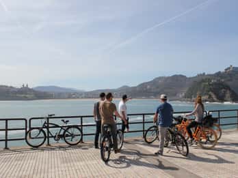 San Sebastian: Guided Bike Tour