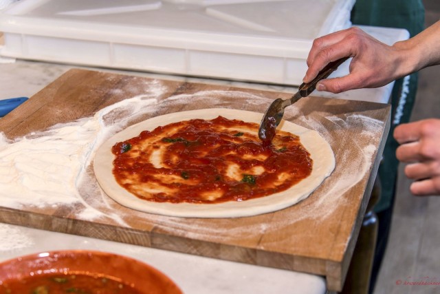 Visit Florence Pizza and Gelato Class at a Tuscan Farmhouse in Tuscany