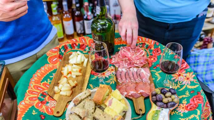 porto delicious food and wine walking tour