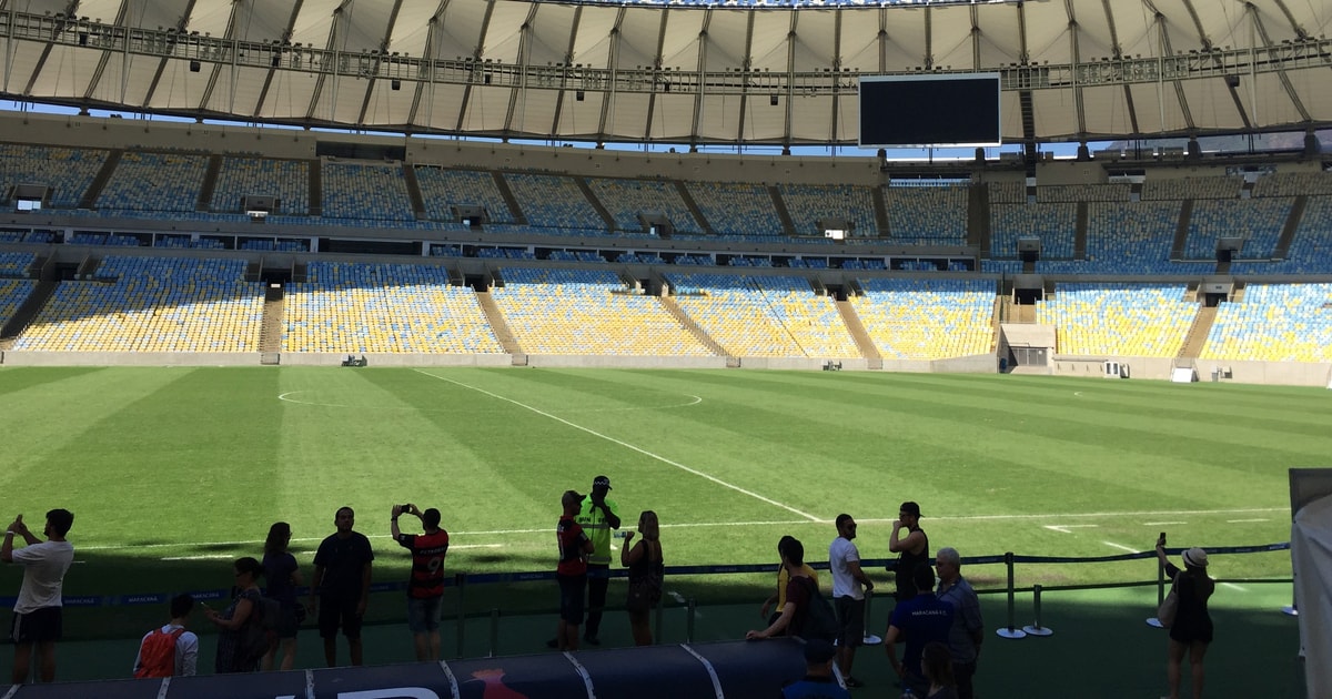 Maracanã Stadium: Match Ticket with Local Guide & Drink