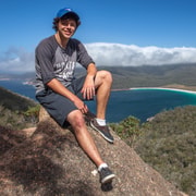 1-Day Hobart to Launceston via Wineglass Bay active day tour