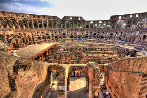 Rome : Le Colisée, le Forum et le Palatin Hosted Skip-the-LineRome : Colisée, Forum et Colline Palatine Billets coupe-file