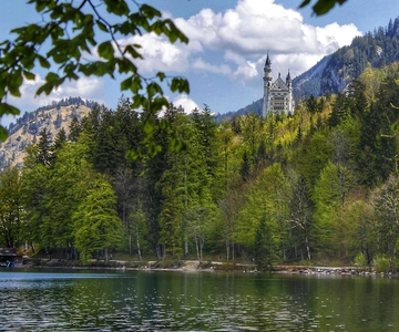 Pick-up from Munich: Hike to Neuschwanstein Castle