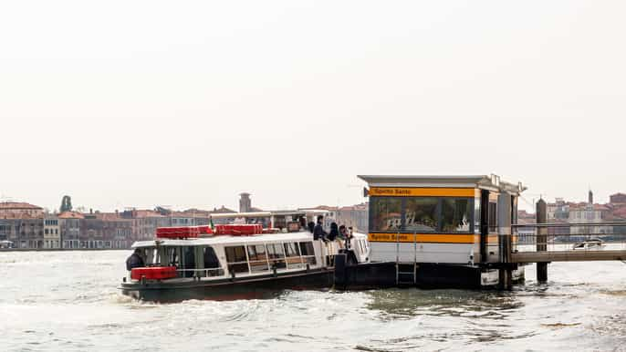 Venice: Waterbus and Mainland Bus Pass