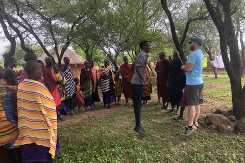 Au départ d&#039;Arusha - Visite culturelle du Maasai Boma