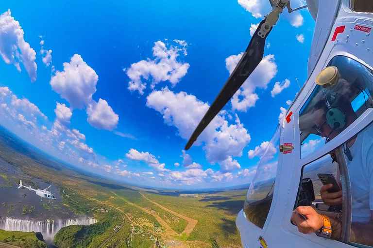 Victoria Falls: Flug der Engel Helikopter ErlebnisVictoriafälle: &quot;Flug der Engel&quot; per Helikopter