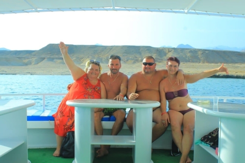 Sharm: Luxuriöse Privatyacht mit optionalem Mittagessen und GetränkenMeeresfrüchte oder BBQ Mittagessen Private Yacht