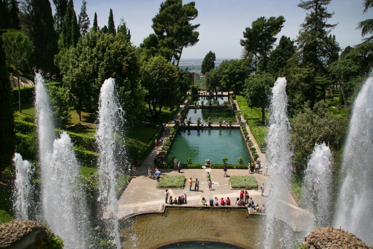 Tívoli: Villa Adriana y Villa D'Este, tour de medio díaTour en inglés