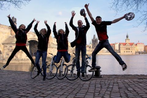 Prag: Cykeltur i liten grupp med privat alternativ