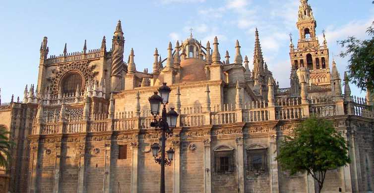 Sevilla: Billett & omvisning i Alcazar, katedralen & Giralda