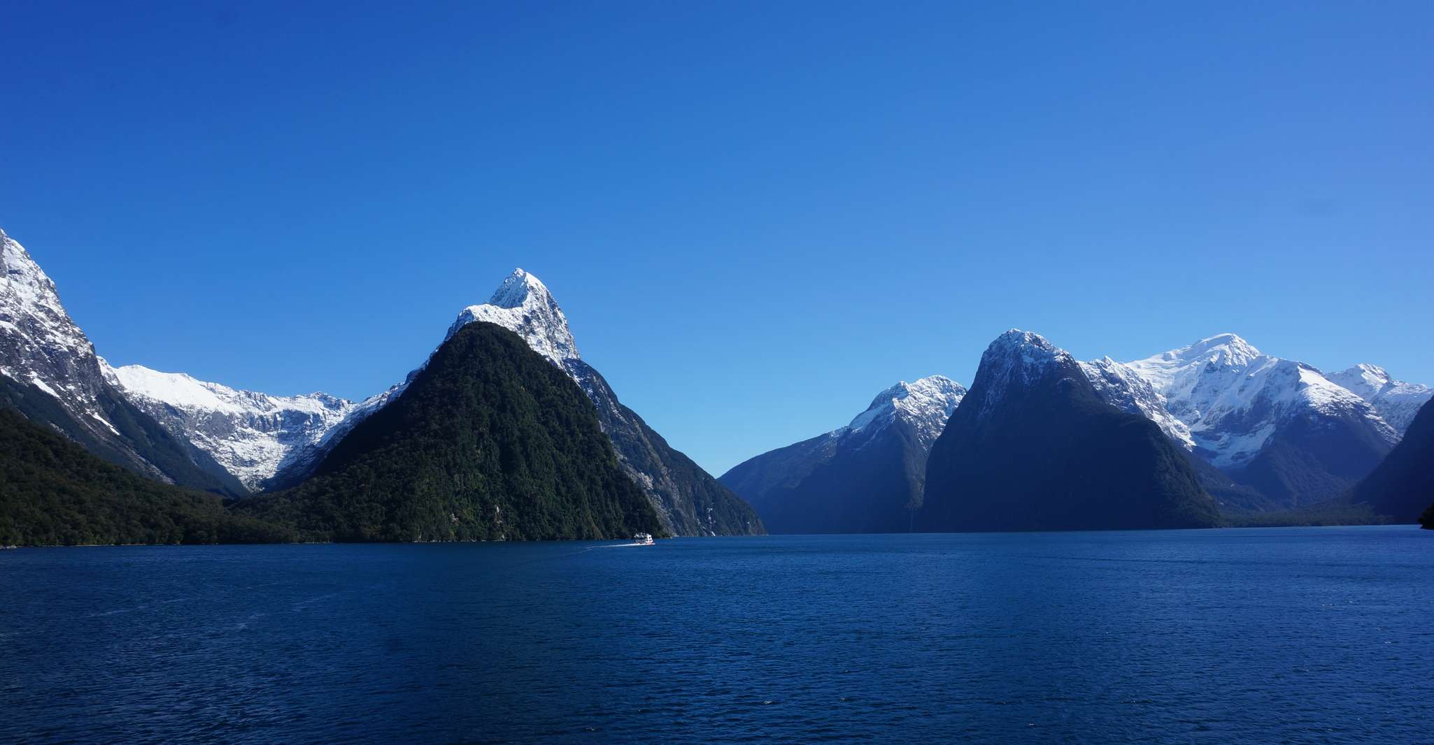 Milford Sound, Small-Group Tour from Te Anau - Housity