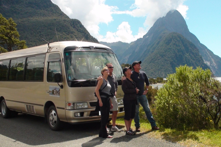 Milford Sound: Kleingruppen-Tour ab Te Anau