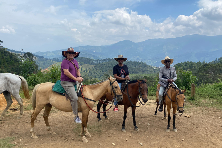 Guatapé Private Tour with Optional Activities Guatapé & ATV ride 45 mins