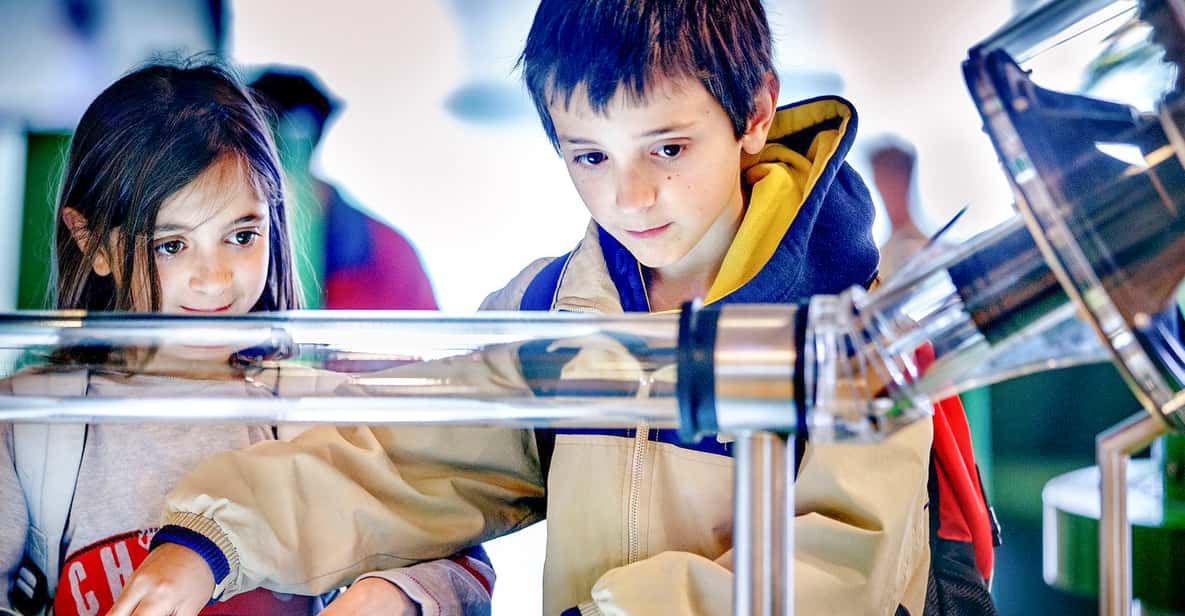Afbeelding 3 van Amsterdam: 1 uur durende rondvaart & NEMO Science Museum