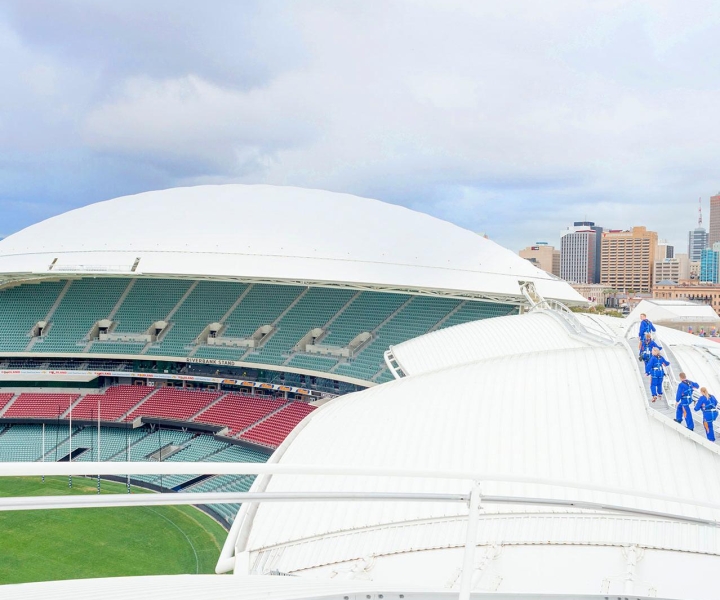 Adelaide: Rooftop Climbing Experience of the Adelaide Oval