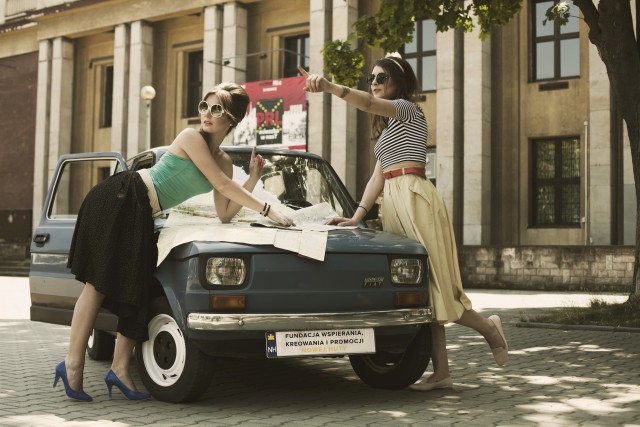 Visit Krakow Nowa Huta Guided Tour in Vintage Car in Cracovia