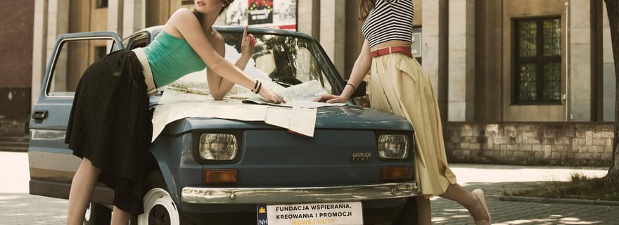 Cracovie : Visite guidée de Nowa Huta en voiture ancienne