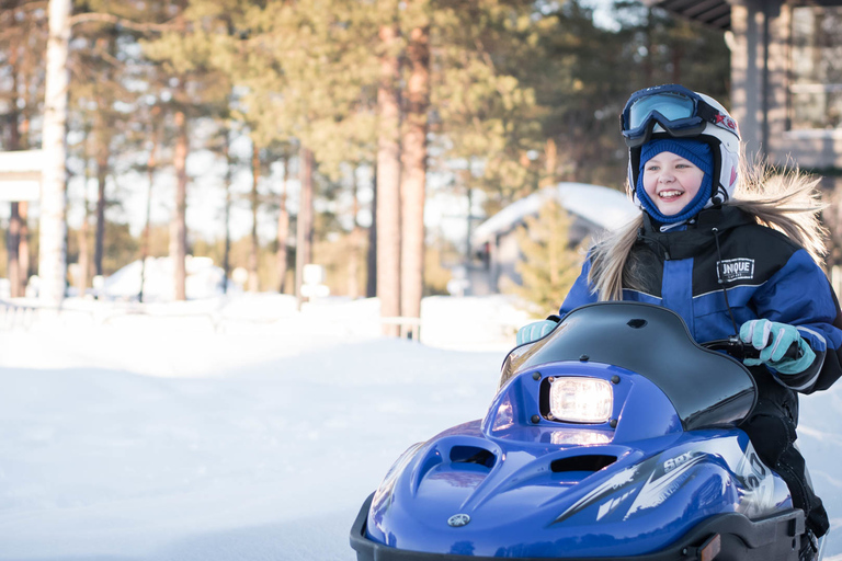 Rovaniemi: Family Snowmobile SafariShared Driving, 2 Adults on 1 Snowmobile