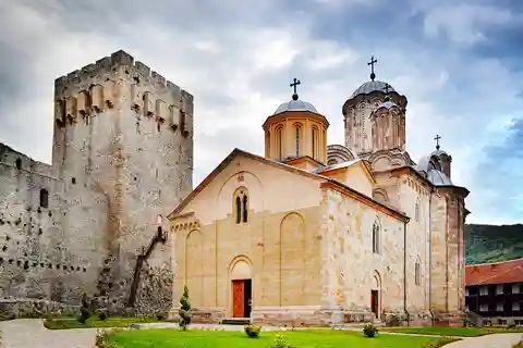 From Belgrade: Full Day Tour to Resava Valley
