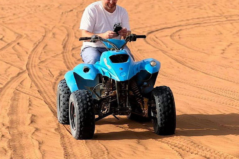 Riyadh: Red Sands Dunes Tour with Camel Ride & Snacks