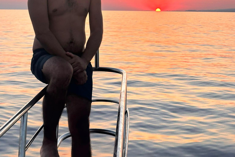Alanya: Morning or Sunset Relaxing Boat Tour w/ Lunch, Alanya: Sunset Relaxing Boat Tour With Transfer.