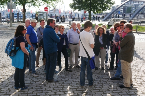 Hamburg: Rundgang Speicherstadt & HafenCityPrivate Tour