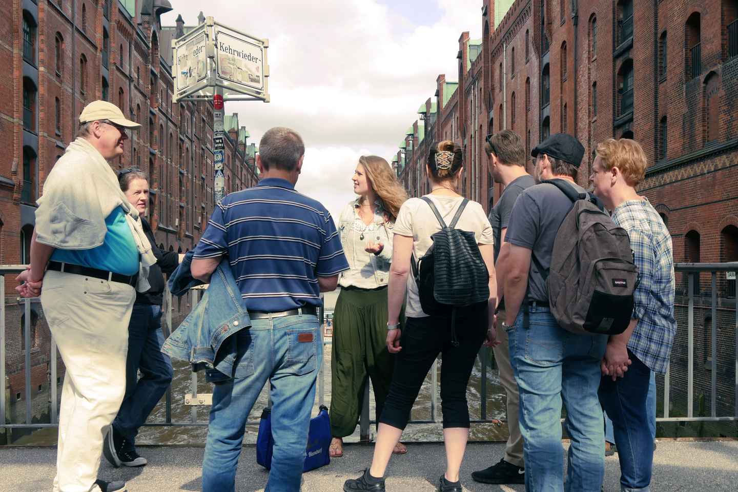 Hamburg: Speicherstadt & HafenCity Tour