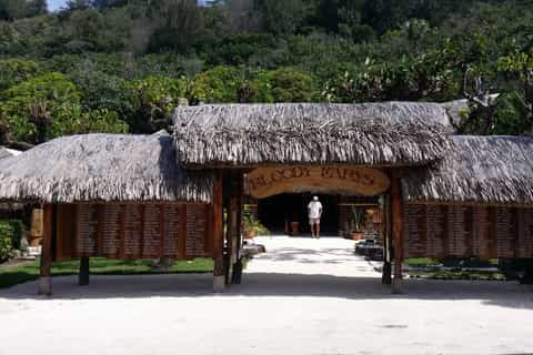 Bora Bora by Land and Sea: 4WD Safari and Snorkel