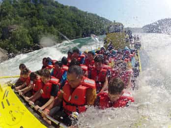 Niagara-Fälle, Kanada: Niagara River - Jetboot-Tour Niagara-Fälle, Kanada: Niagara River - Jetboot-Tour