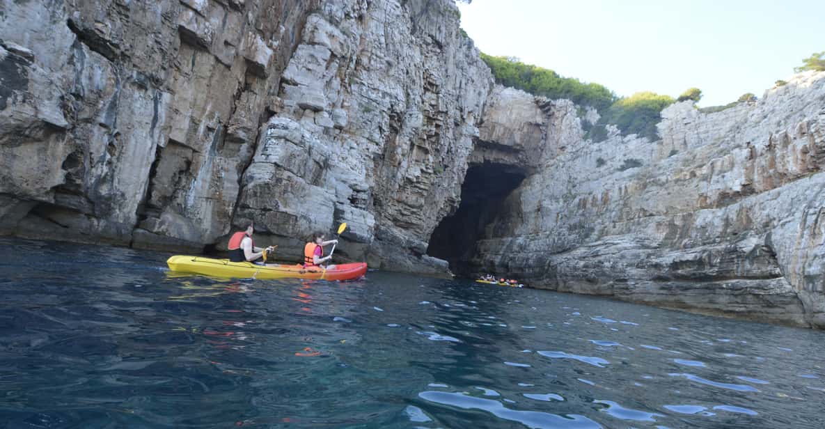 Dubrovnik: 2.5-Hour Kayaking Tour