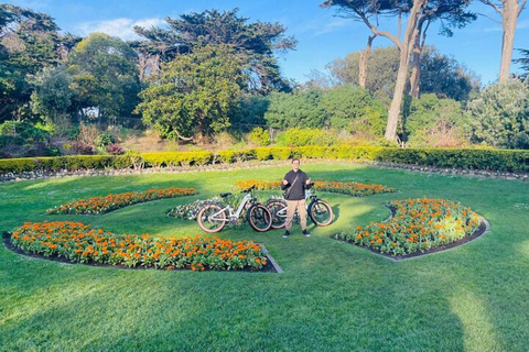 San Francisco : Visite guidée de l'été de l'amour en vélo électrique