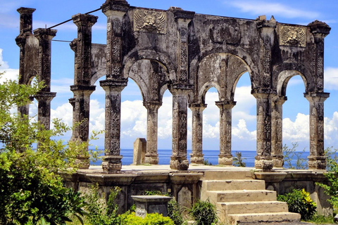 Bali: Viagem a Tirta Gangga, Taman Ujung e Cachoeira CepungTour Privado com Tudo Incluído