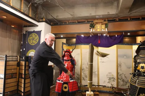 Trial slashing in Bushido with Samurai Sword real sharpnes
