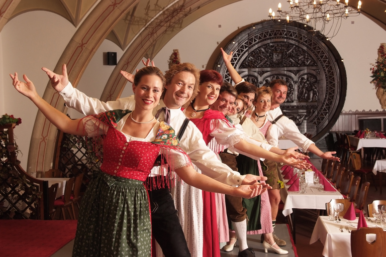 Vienne :  dîner traditionnel au Wiener Rathauskeller