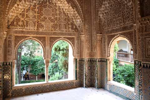 Granada: Full-Day Trip from Seville