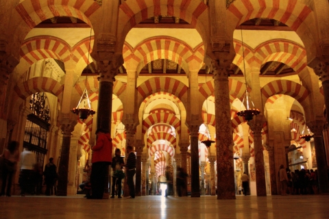Ab Sevilla: 1-Tages-Tour nach Córdoba (Spanien)Gruppentour auf Spanisch