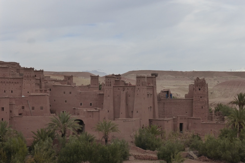 Från Marrakech: Dagsutflykt till Ait Ben Haddou och Ouarzazate