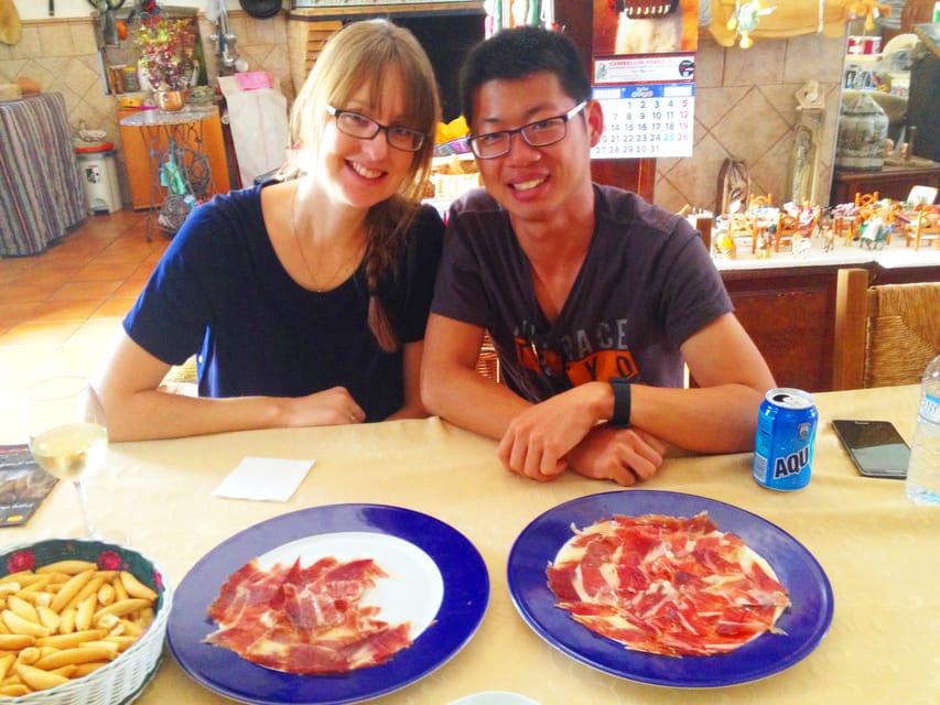 Excursión de un día a Aracena desde Sevilla, Jamón Ibérico - Hizvo