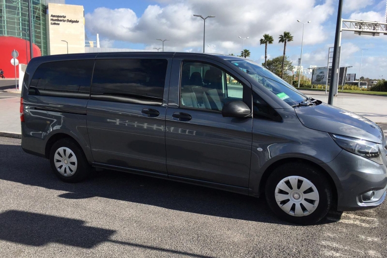 Lisbon: Airport Transfer to/from Cascais, Estoril, or Sintra Cascais or Estoril to Lisbon Airport - Minivan