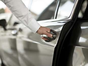 Privat-Transfer zwischen Lissabon Airport u. Cascais/Estoril Privat-Transfer zwischen Lissabon Airport u. Cascais/Estoril