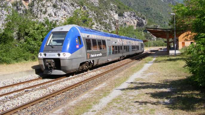 nice train experience through the alps and baroque route
