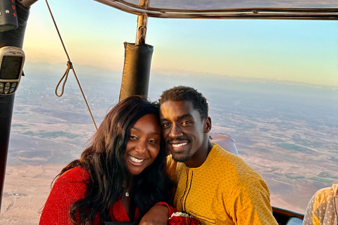 Marrakech: Vuelo en Globo, Desayuno Bereber y Paseo en Camello