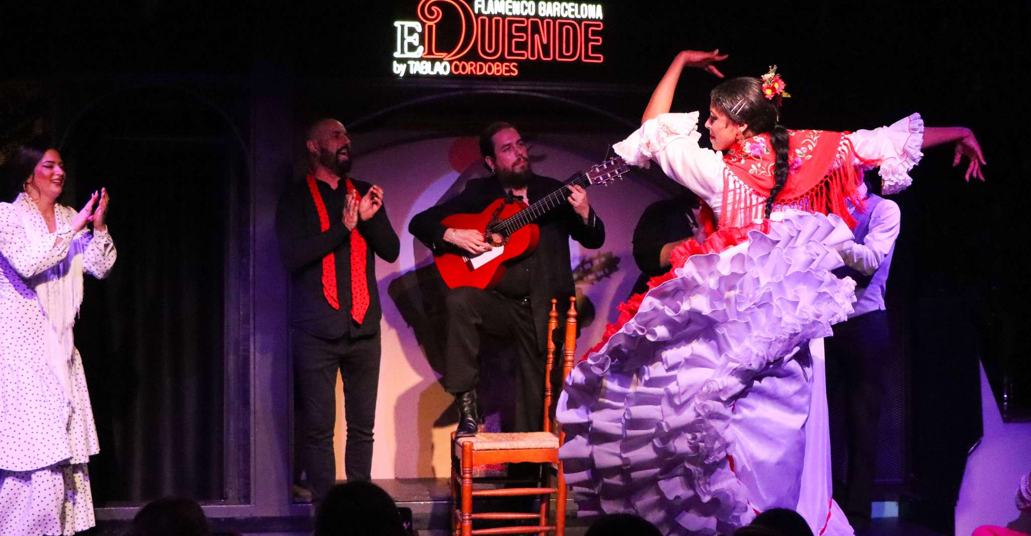 Barcelona: Flamenco Show with Drink Option at La Rambla photo 15