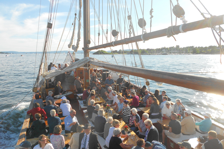 Zeil in Oslo: 3 uur durende jazz- en buffetcruiseOslo: 3 uur durende jazz- en buffetcruise