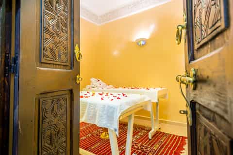 Marrakech: Kylpylä- ja Hammam-elämys kuljetuksilla