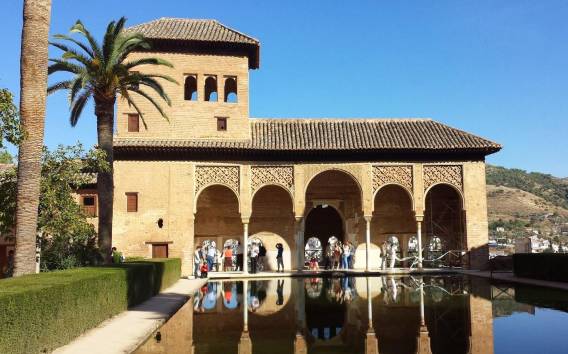 Skip-the-Line: Alhambra 3-stündige private Tour